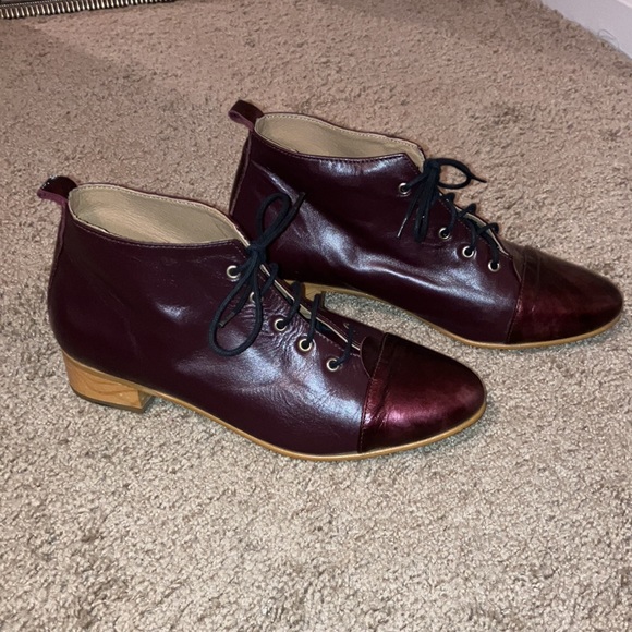 About Arianne Booties - Picture 3 of 6